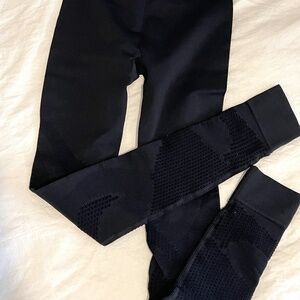 Fabletics black legging- cutout detail - x-small
